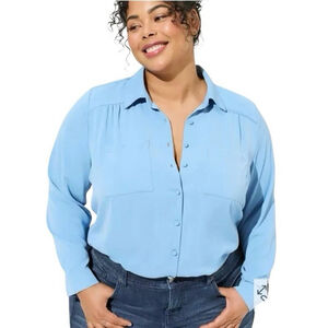 Torrid Top Women Sz 4X Blue Button Down Blouse Work Office Party Silky EUC
